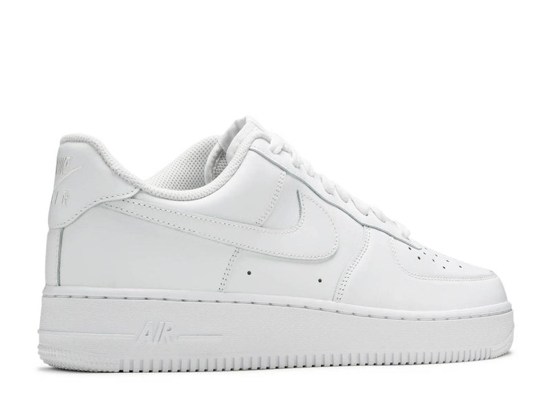NIKE AIR FORCE 1 LOW 'TRIPLE WHITE' ( MEMBERS ONLY )