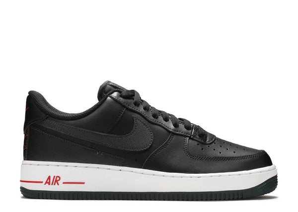 Nike Air Force 1 Technical Stitch ‘Bred’