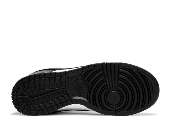 NIKE DUNK LOW 'PANDA' (Members Only)