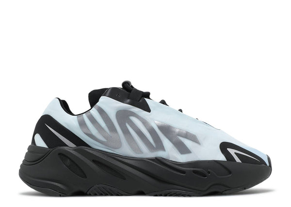 YEEZY BOOST 700 MNVN 'BLUE TINT'