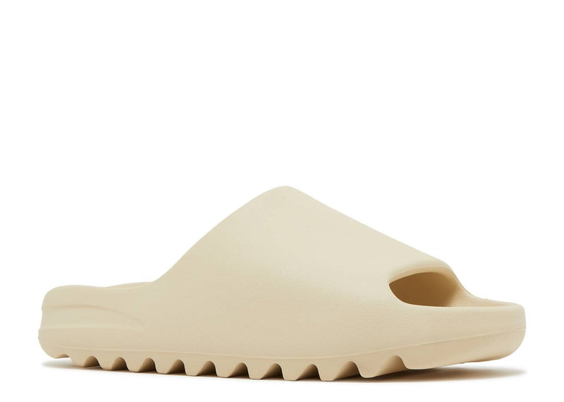 YEEZY SLIDE 'BONE'